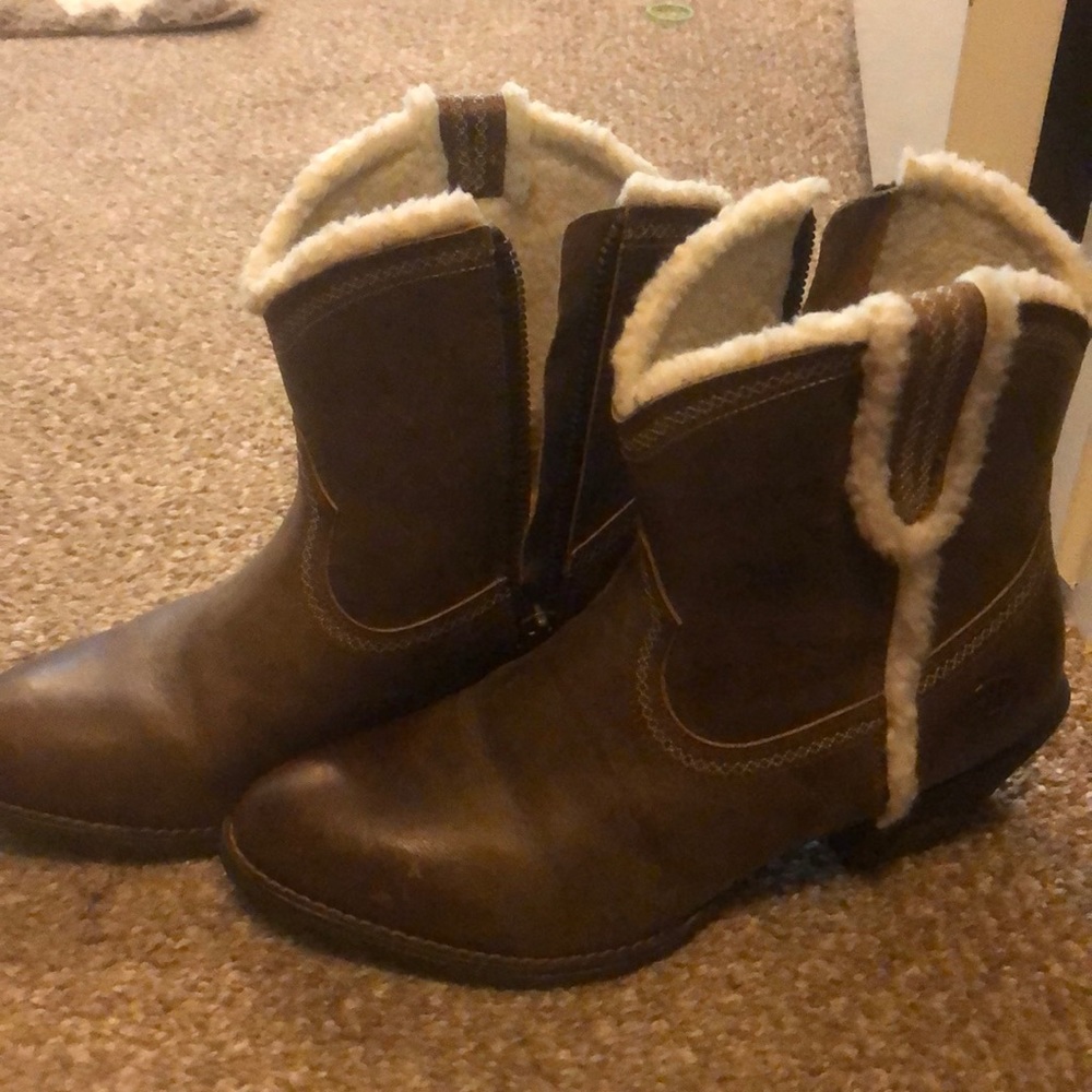 Ariat cow girl boots